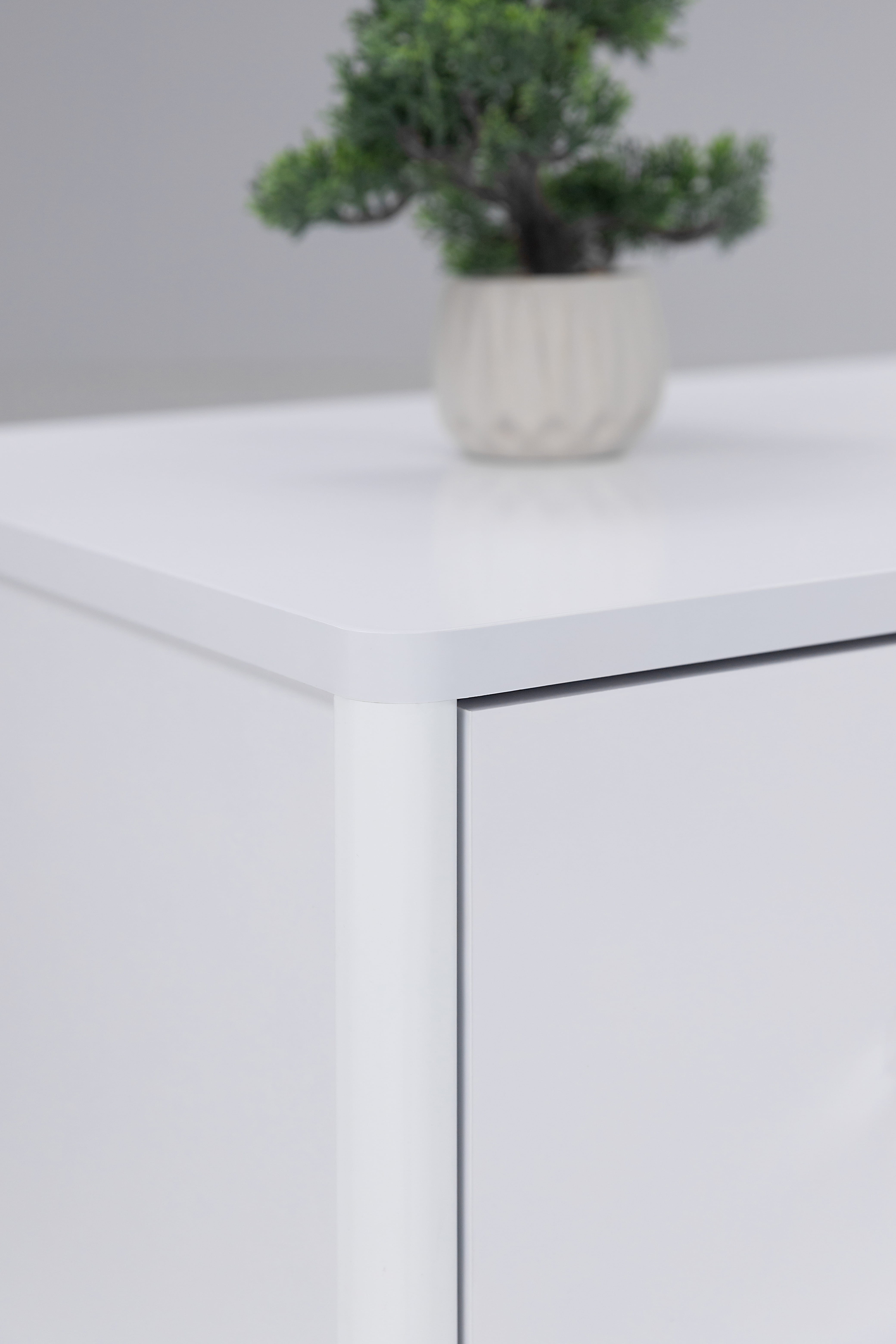 Komoda 130 cm biały połysk 3 szuflady Bella